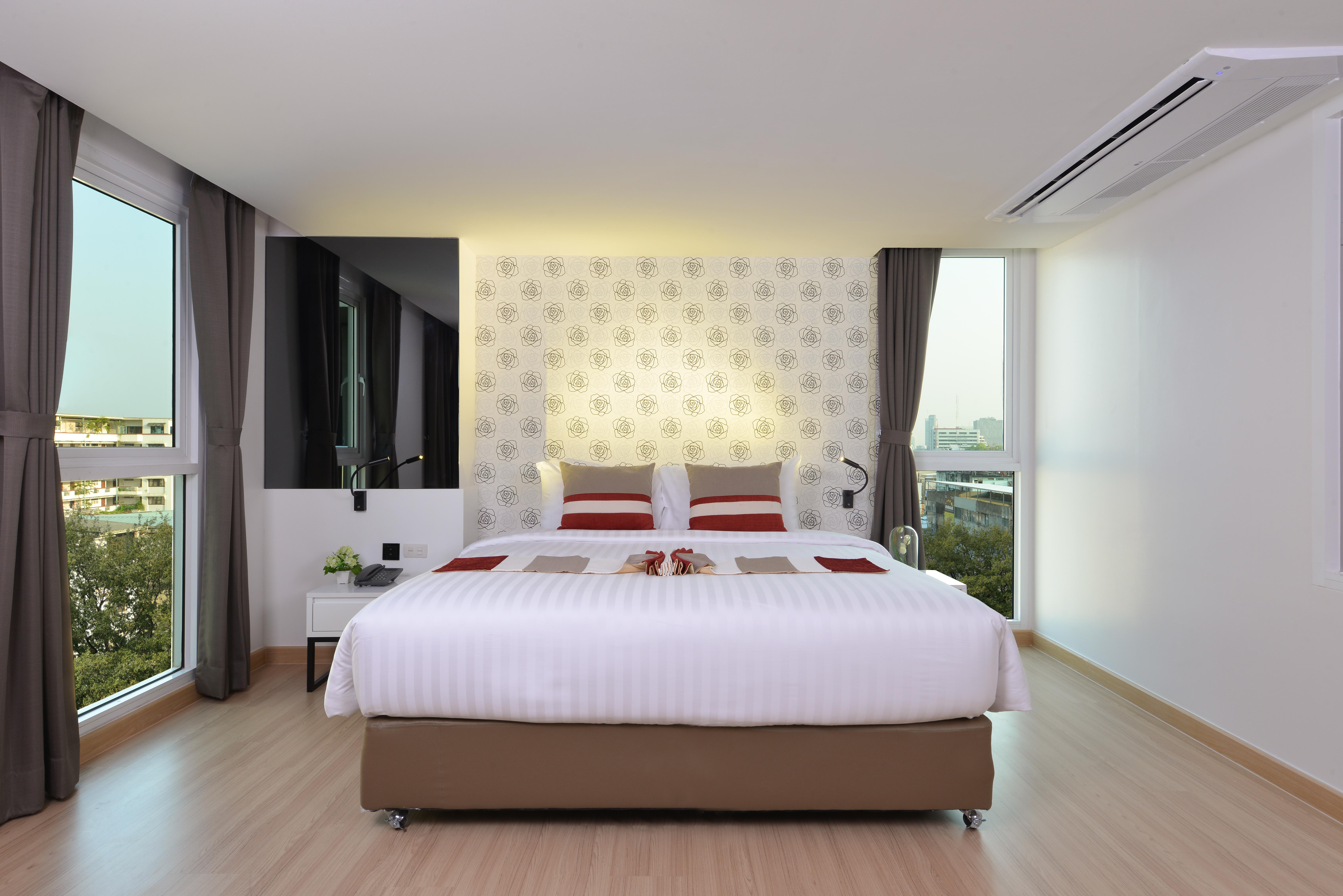 Hotel Le D'Tel Bangkok Extérieur photo A bedroom