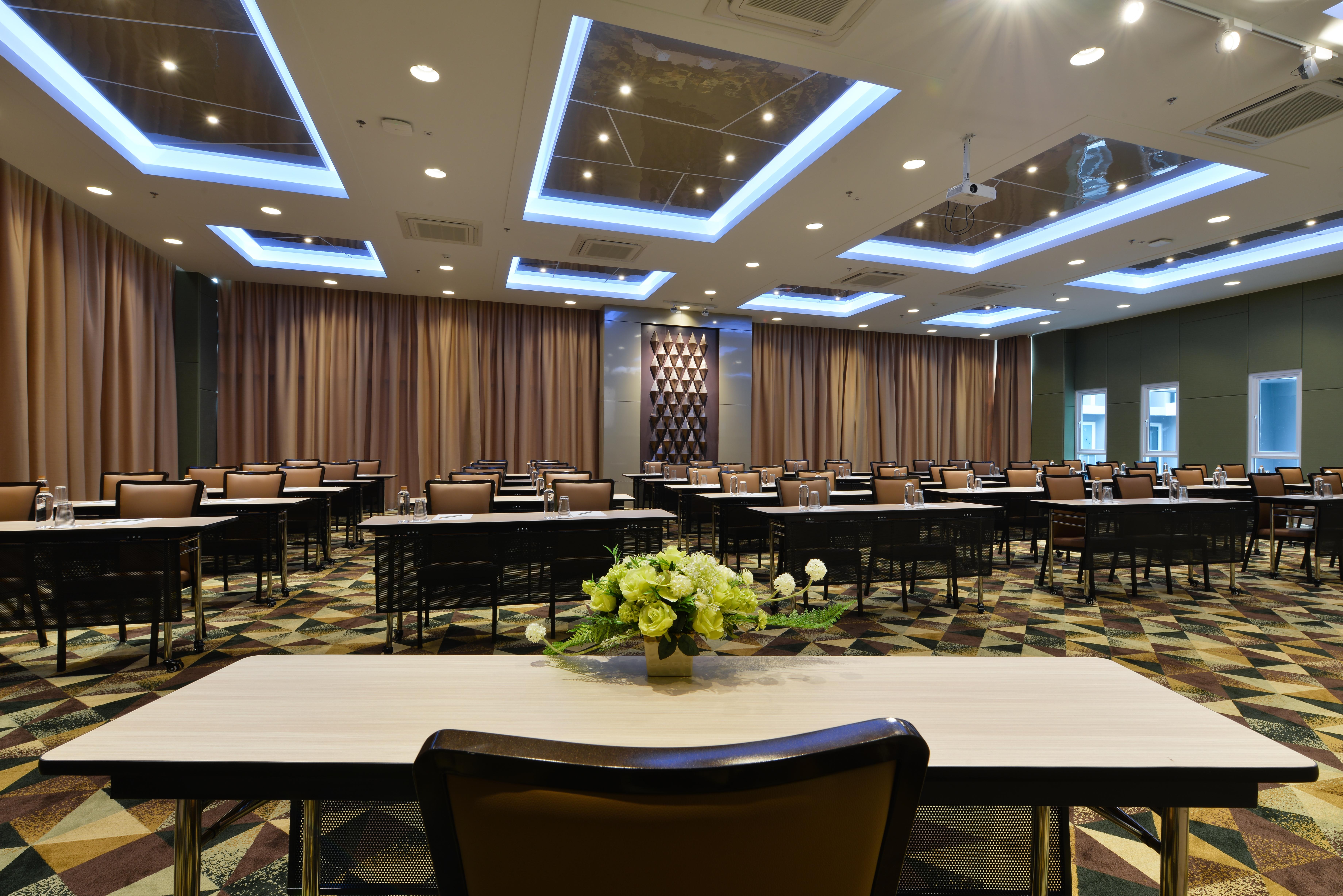 Hotel Le D'Tel Bangkok Extérieur photo Meeting room