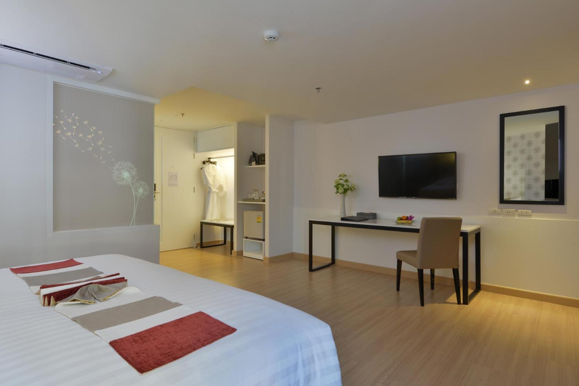 Hotel Le D'Tel Bangkok Extérieur photo Deluxe Room