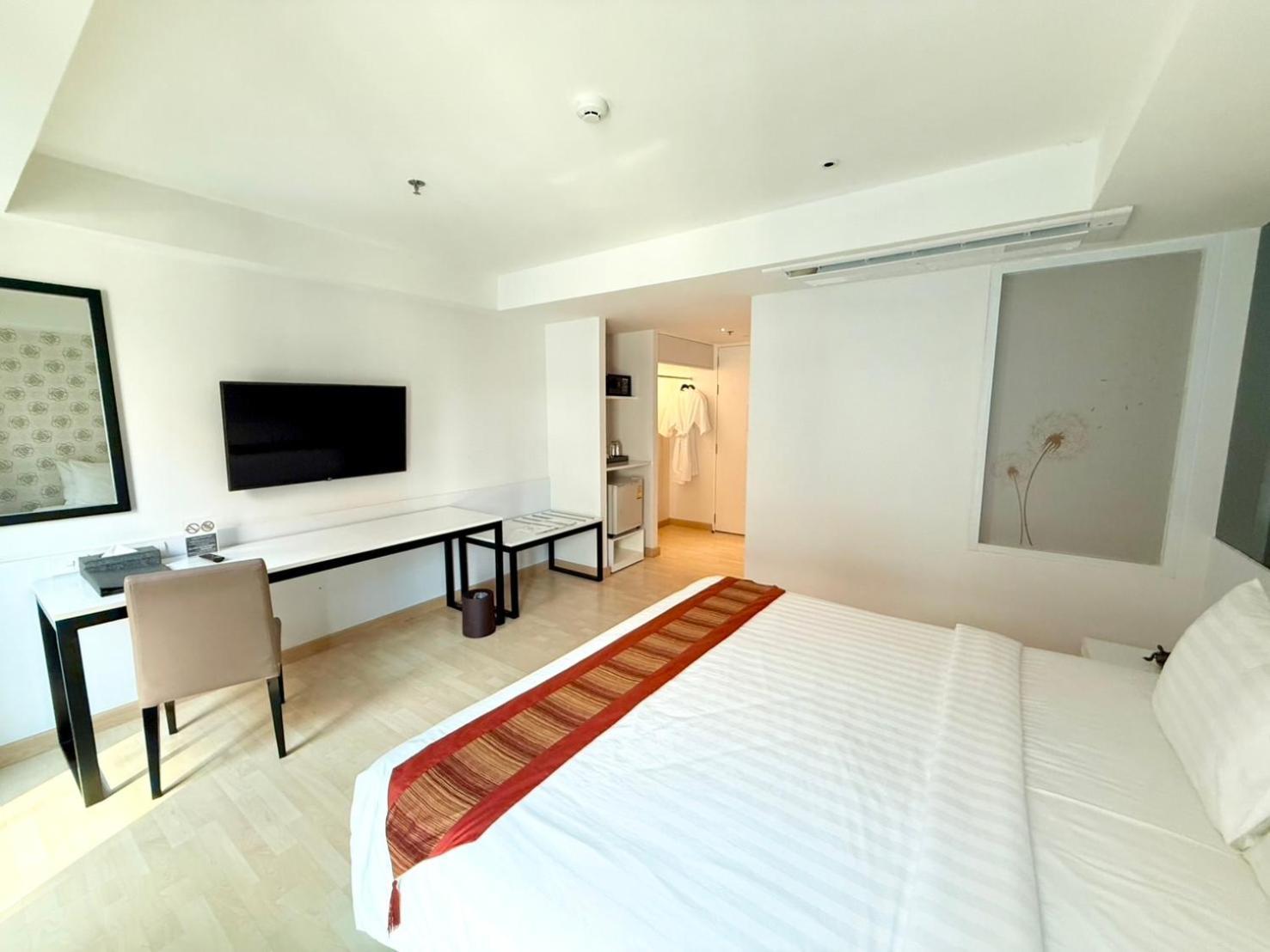 Hotel Le D'Tel Bangkok Extérieur photo