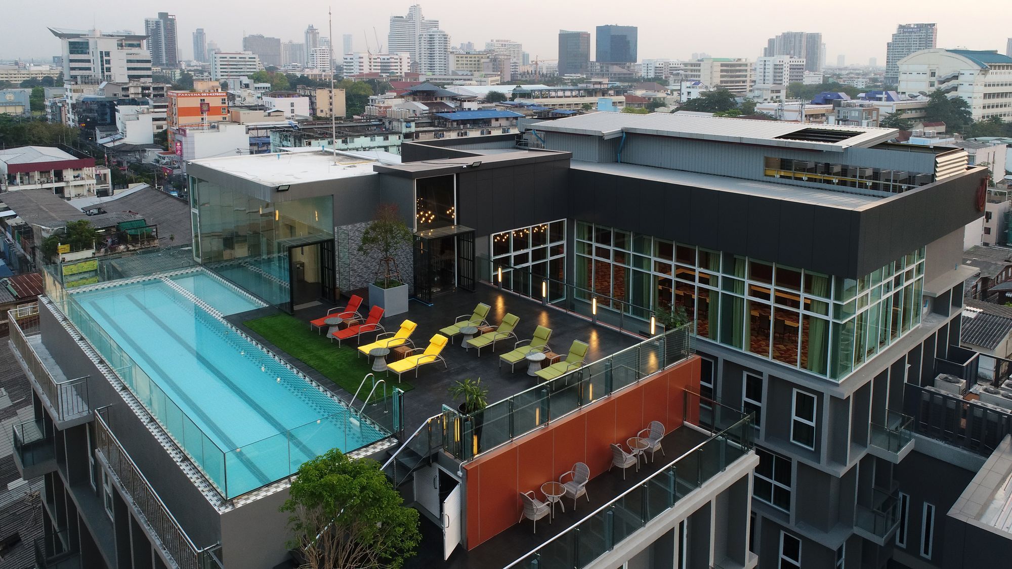 Hotel Le D'Tel Bangkok Extérieur photo The Standard, East Village